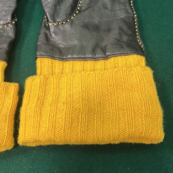 🦐 Sermoneta Yellow Leather Gloves 7 - Picture 4 of 7
